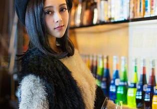 青豆客 - 施忆佳Kitty酱带来最新死库水原图，果然好水不怕引人注意！