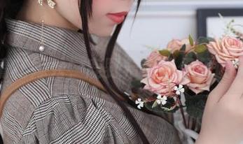 高清花嫁秀，鹿野希带我们见证美好