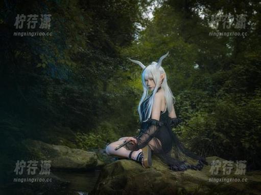 原来麻花麻花酱在土佐全套里这么迷，呃，细节不多说。-柠荇潇